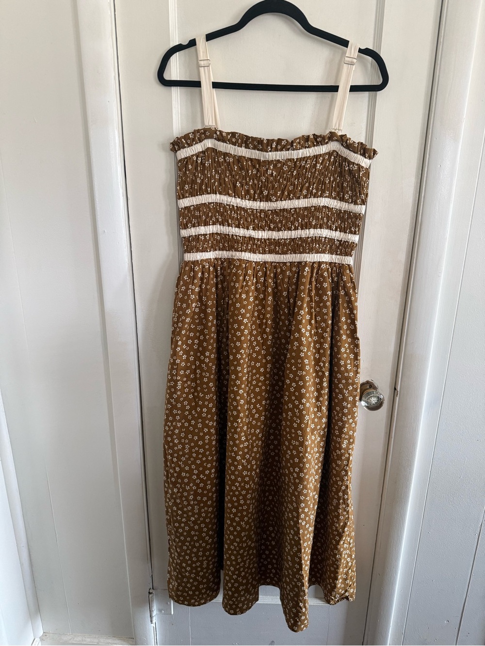 Neuflora Windham Smocked Brown Midi Dress in Fall Floral Medium Boho Prairie - Picture 6 of 9